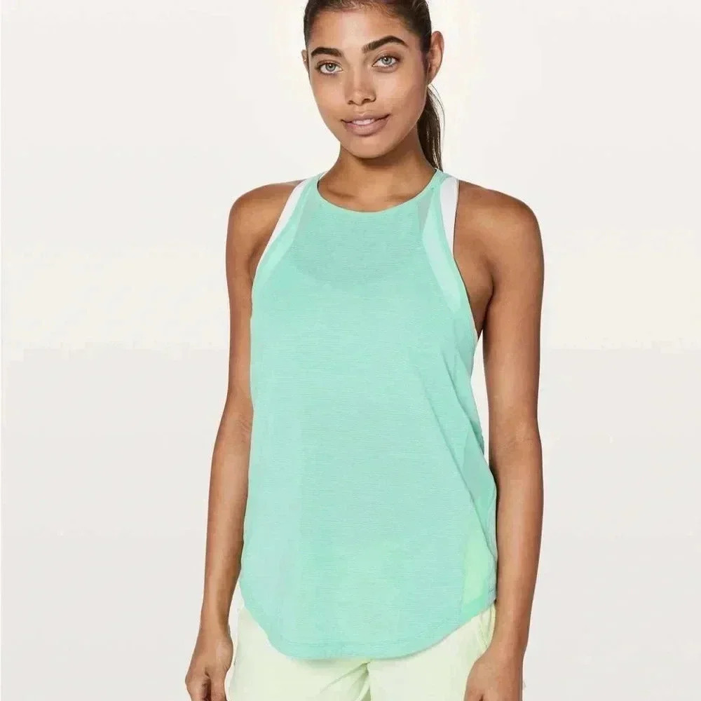 Lululemon Run Off-Route Tank
Heathered Washed Marsh / Washed Marsh
